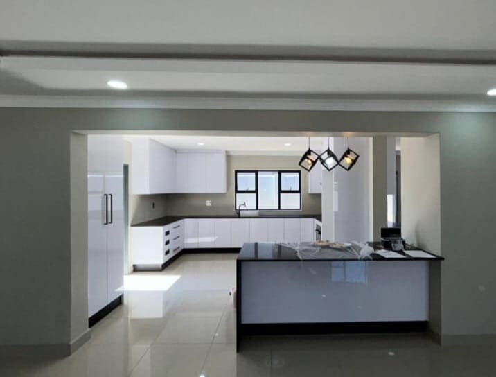 5 Bedroom Property for Sale in Minerva Gardens Northern Cape